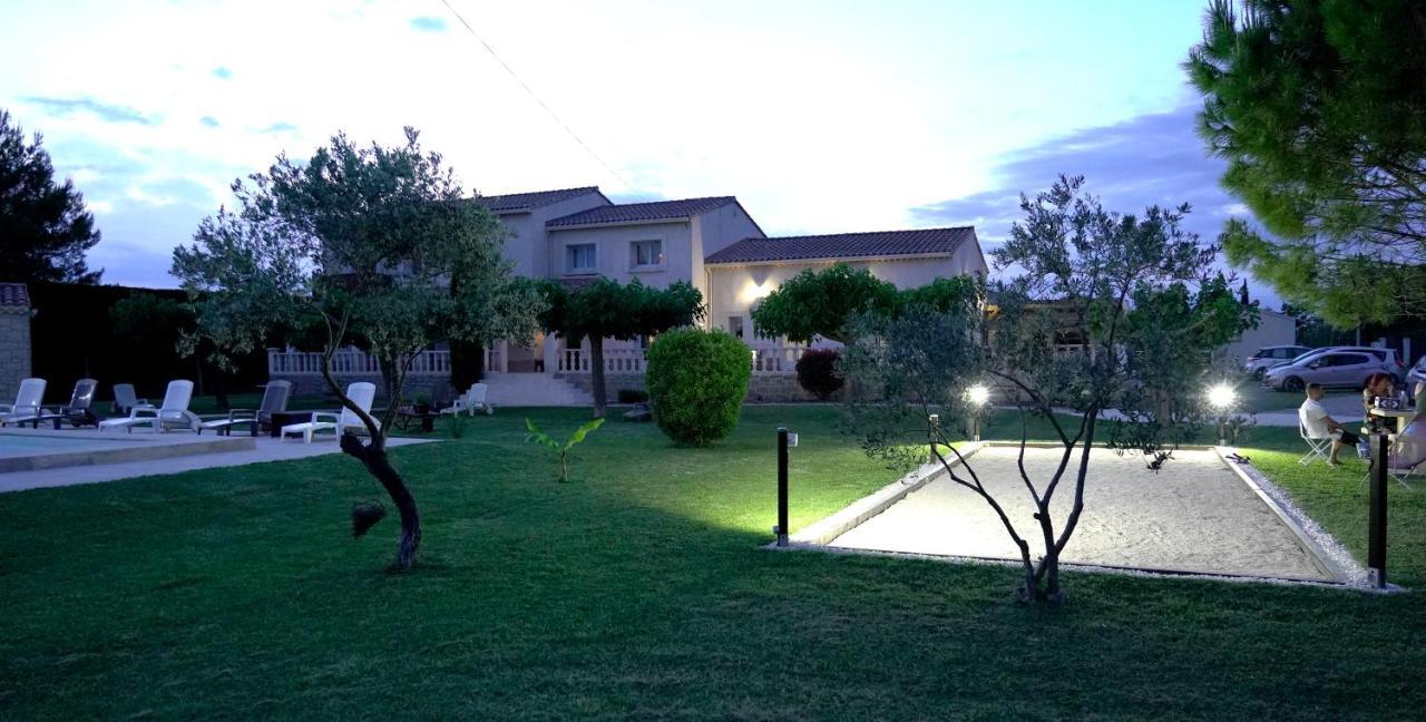 Chambres D'Hotes Le Saint Victor - Provence, Vaucluse Pernes-les-Fontaines Eksteriør billede